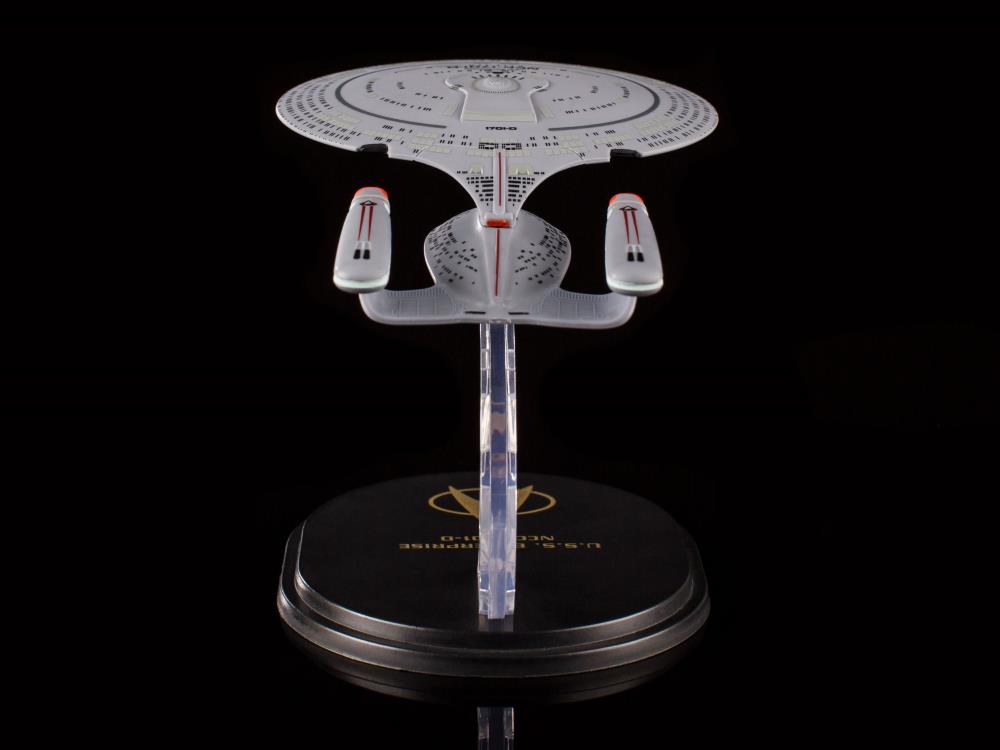 Star Trek: The Next Generation Mini Master U.S.S. Enterprise NCC-1701-D Replica Gallery Image 5