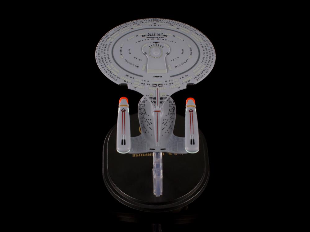 Star Trek: The Next Generation Mini Master U.S.S. Enterprise NCC-1701-D Replica Gallery Image 9
