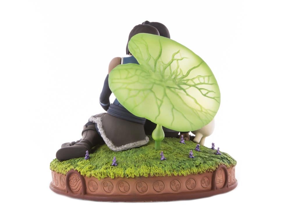 The Legend of Korra Korra & Asami in the Spirit World Statue Gallery Image 6