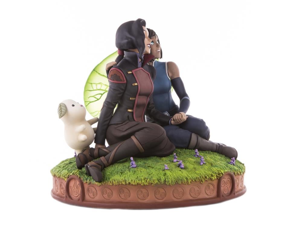 The Legend of Korra Korra & Asami in the Spirit World Statue Gallery Image 10