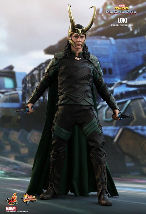 Thor: Ragnarok MMS472 Loki 1/6th Scale Collectible Figure Gallery Image 6