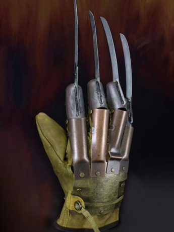A Nightmare on Elm Street Freddy Krueger Glove Prop Replica Gallery Image 2