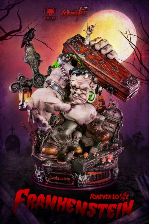 Monster Frankenstein Forever Love Statue Gallery Image 3