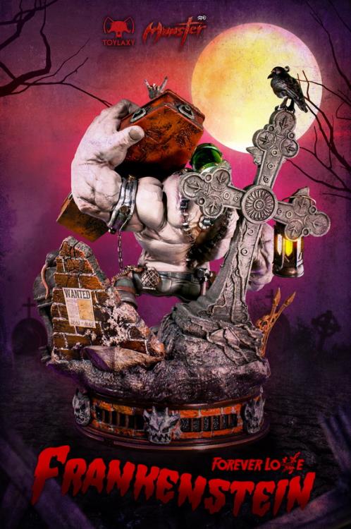 Monster Frankenstein Forever Love Statue Gallery Image 7