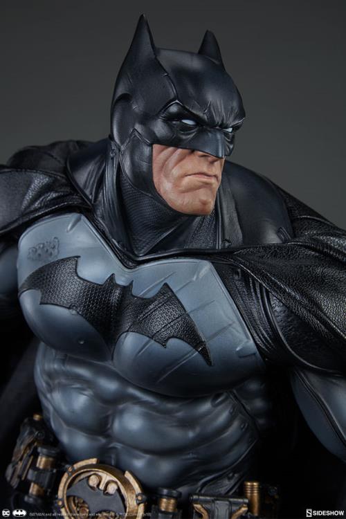 DC Comics Premium Format Batman (Arkham Cemetery) Gallery Image 12