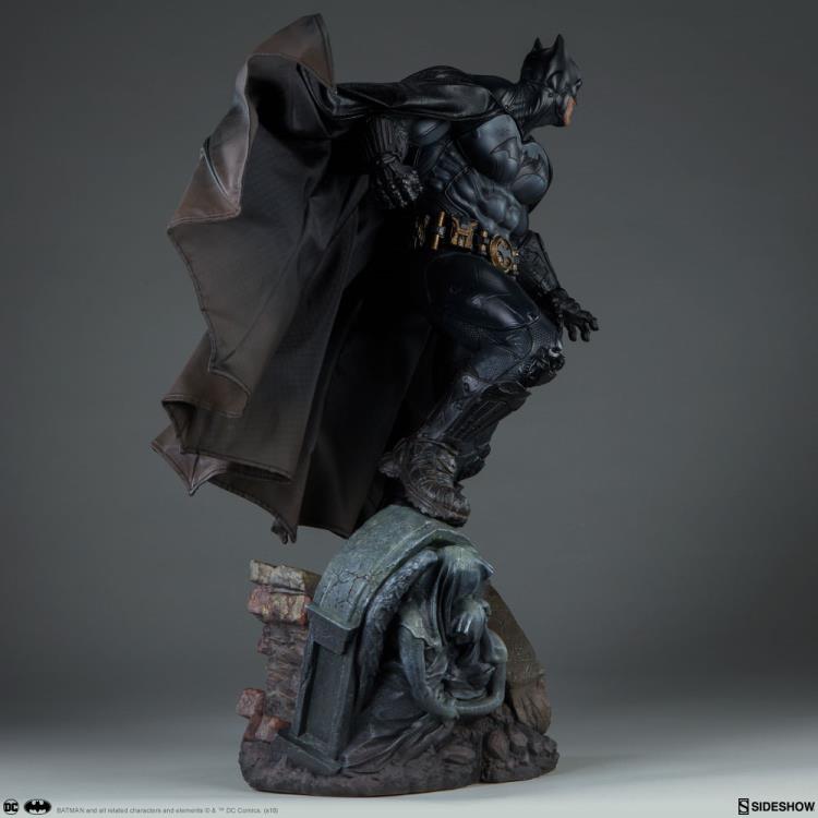 DC Comics Premium Format Batman (Arkham Cemetery) Gallery Image 9