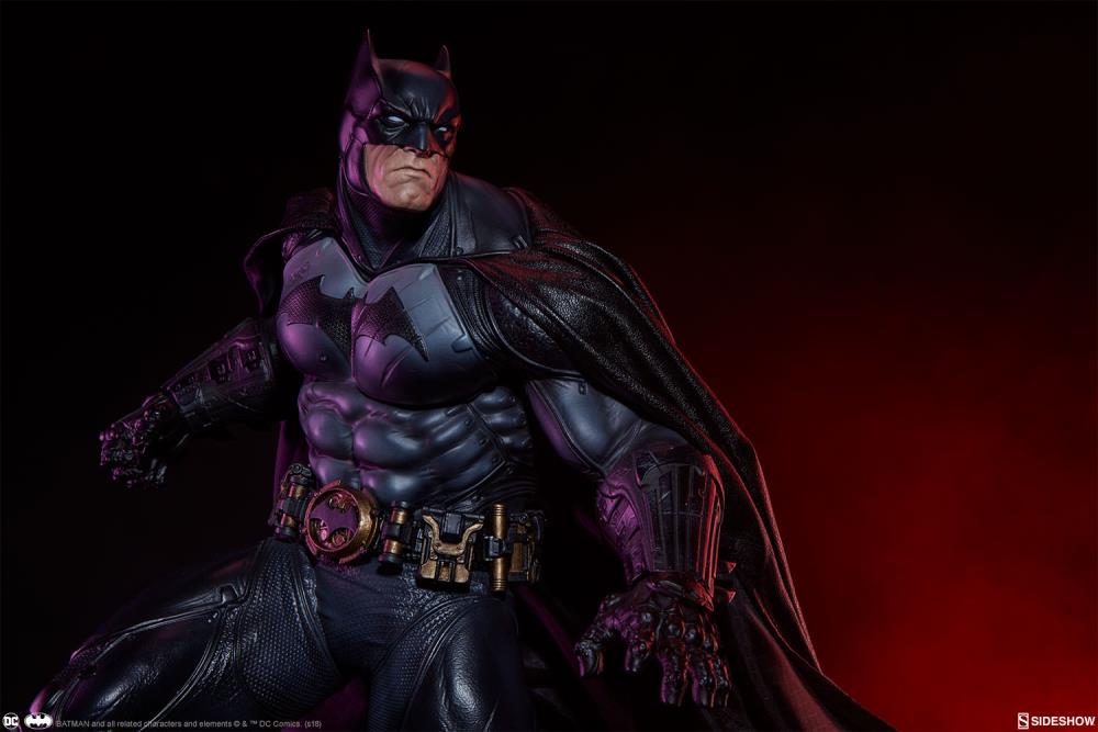 DC Comics Premium Format Batman (Arkham Cemetery) Gallery Image 5