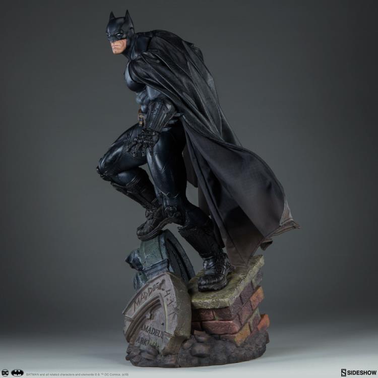 DC Comics Premium Format Batman (Arkham Cemetery) Gallery Image 10