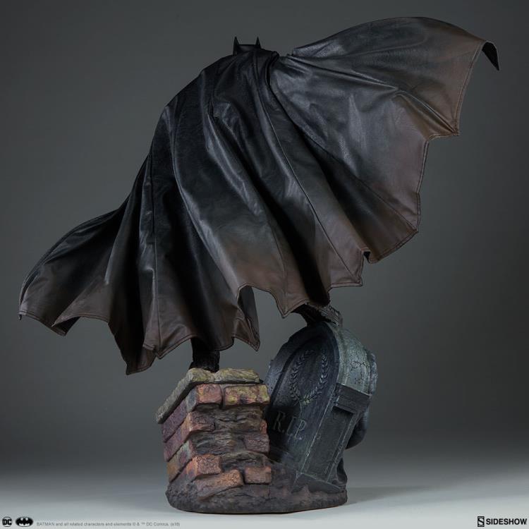 DC Comics Premium Format Batman (Arkham Cemetery) Gallery Image 8