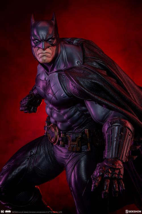 DC Comics Premium Format Batman (Arkham Cemetery) Gallery Image 28