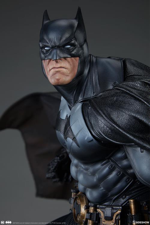 DC Comics Premium Format Batman (Arkham Cemetery) Gallery Image 14