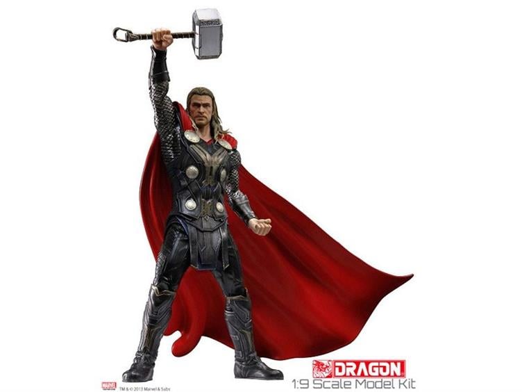 1/9 Scale Thor: The Dark World Model Kit - Thor (Painted) Gallery Image 1