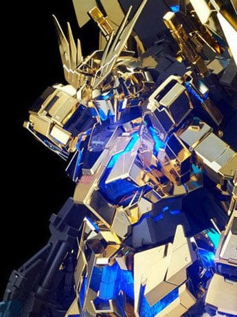 Mobile Suit Gundam UC: One of Seventy Two PG RX-0 Unicorn Gundam 03 Phenex Exclusive 1/60 Scale Model Kit Gallery Image 2