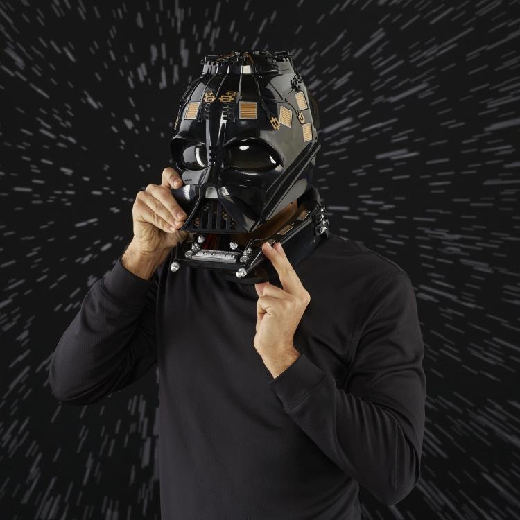 Star Wars: The Black Series Darth Vader 1:1 Scale Wearable Helmet (Electronic) Gallery Image 8