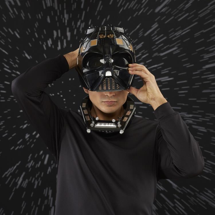 Star Wars: The Black Series Darth Vader 1:1 Scale Wearable Helmet (Electronic) Gallery Image 9