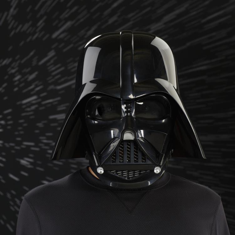 Star Wars: The Black Series Darth Vader 1:1 Scale Wearable Helmet (Electronic) Gallery Image 5