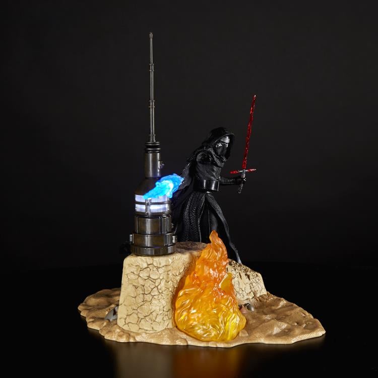 Star Wars: The Black Series Centerpiece 03 Kylo Ren Statue Gallery Image 4