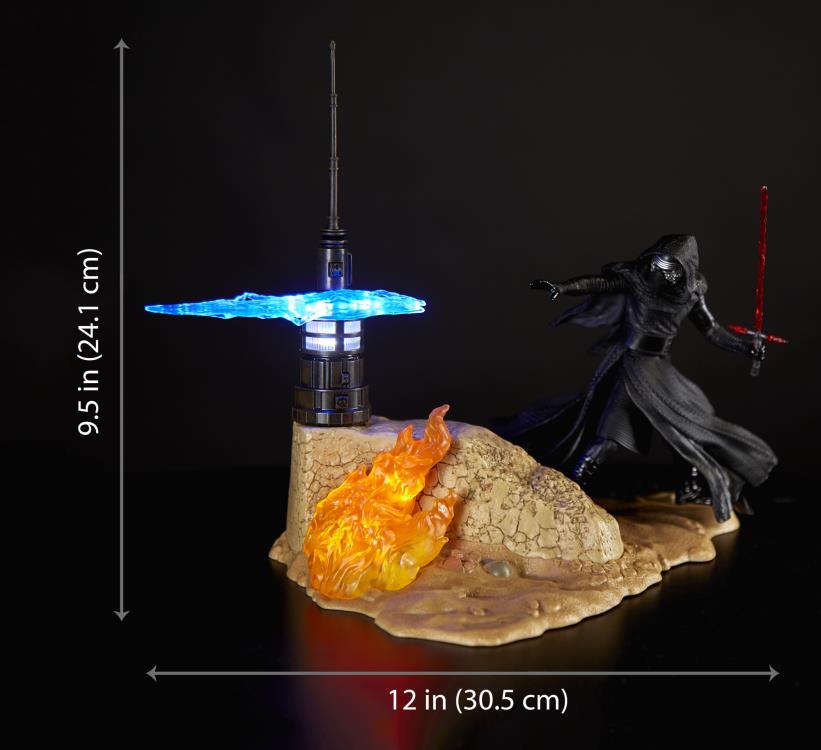 Star Wars: The Black Series Centerpiece 03 Kylo Ren Statue Gallery Image 3