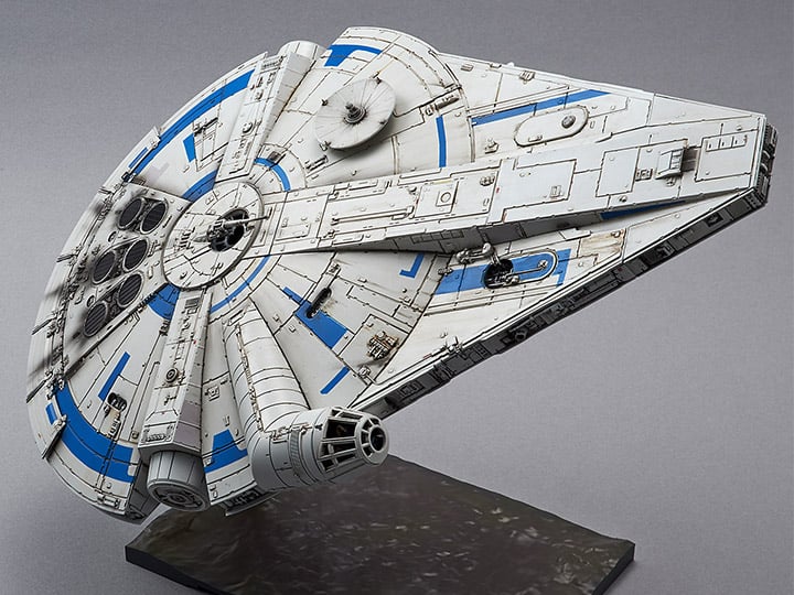 Solo: A Star Wars Story Millennium Falcon (Lando Calrissian Ver.) 1/144 Scale Model Kit Gallery Image 1