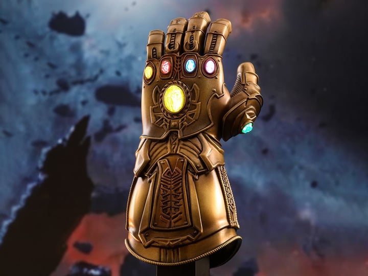 Avengers: Infinity War ACS003 Infinity Gauntlet 1/4 Scale Collectible Gallery Image 1