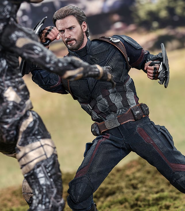 Avengers: Infinity War MMS480 Captain America 1/6th Scale Collectible Figure Gallery Image 9
