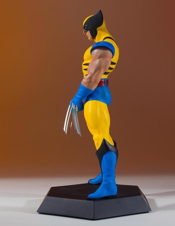 Marvel Collector's Gallery Wolverine (1992) Statue Gallery Image 7