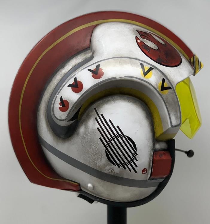 Star Wars Luke Skywalker Rebel Pilot (A New Hope) 1:1 Scale Wearable Helmet Gallery Image 6