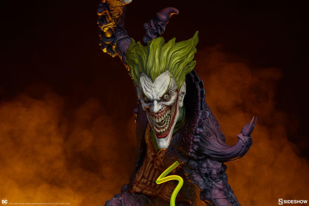 DC Comics Gotham City Nightmare Collection Joker Statue Gallery Image 12