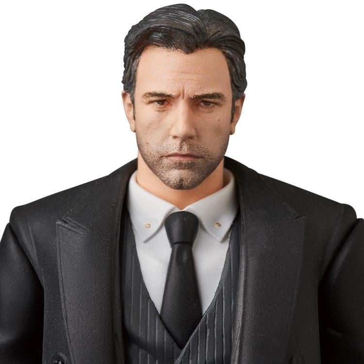 Justice League MAFEX No.076 Bruce Wayne Action Figure Gallery Image 8