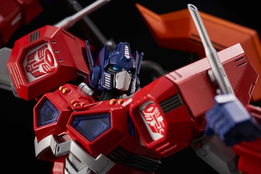 Transformers Furai 01 Optimus Prime (Attack Mode) Model Kit Gallery Image 7