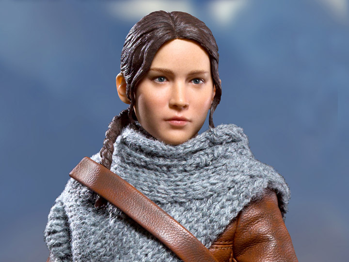 The Hunger Games: Catching Fire Katniss Everdeen (Hunting Ver.) 1/6 Scale Figure Gallery Image 1