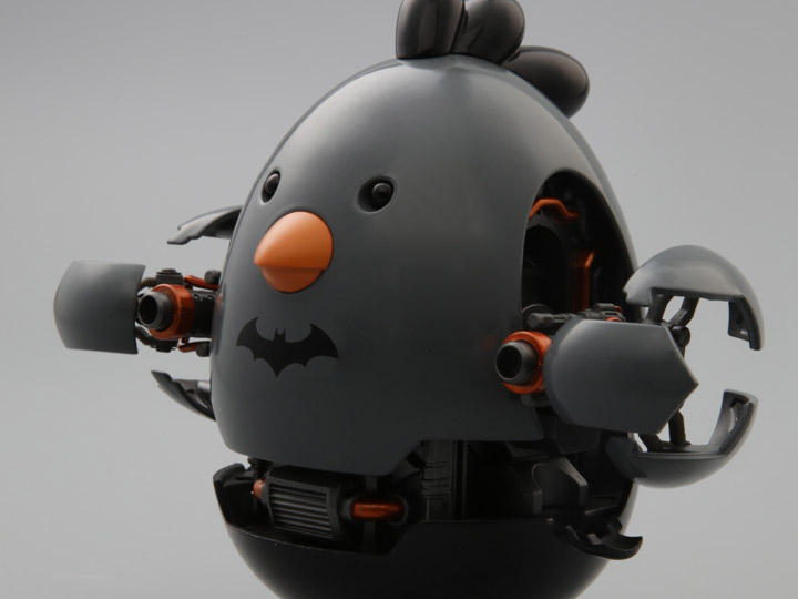 Q-Mech x DC Comics Battle Chicken (Batman) Gallery Image 1