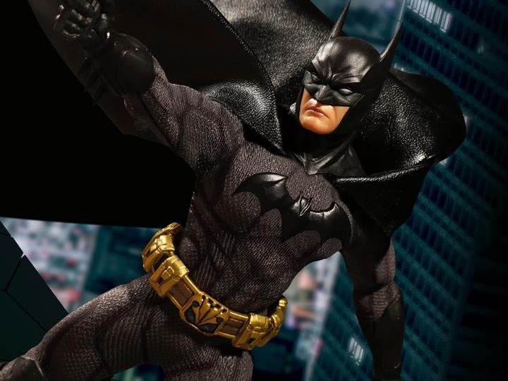 DC Comics One:12 Collective Batman (Sovereign Knight) Gallery Image 1