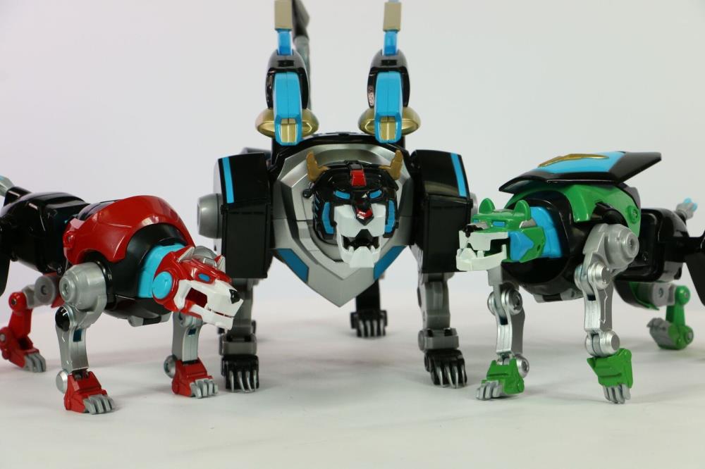 Voltron Legendary Defender Hyper-Phase Gift Set SDCC 2018 Exclusive Gallery Image 18