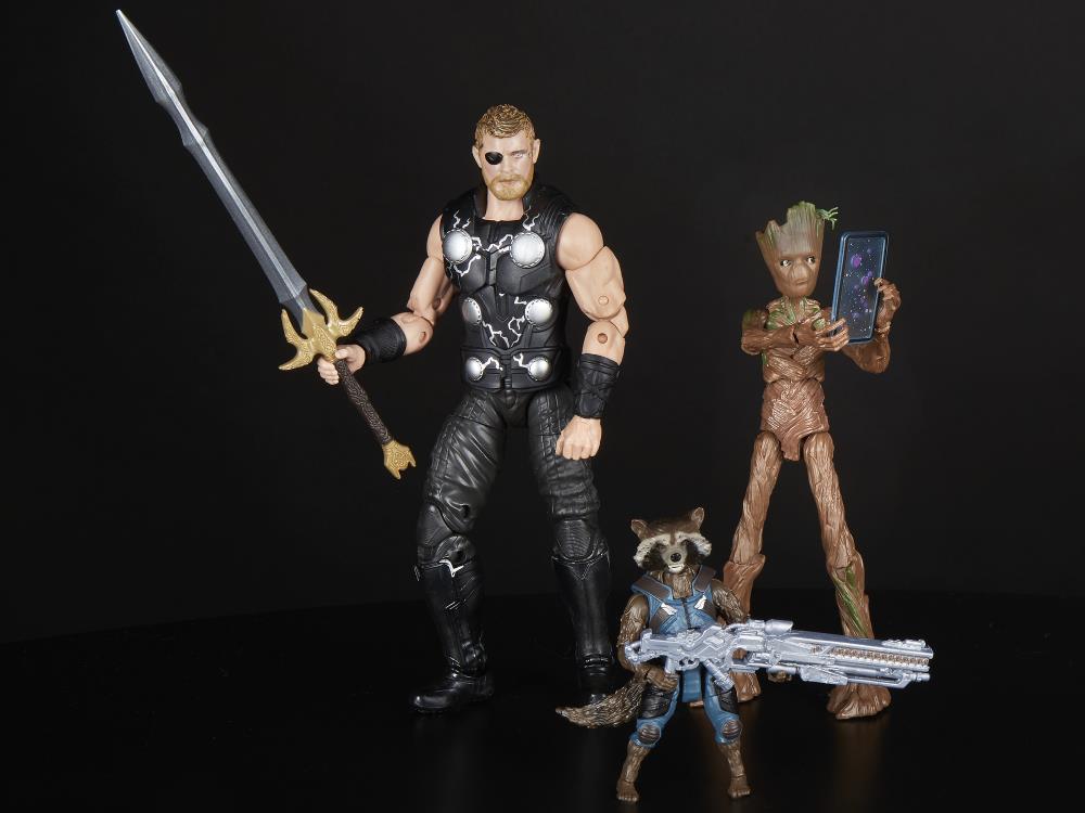 Avengers: Infinity War Marvel Legends Three-Pack Toys“R”Us Exclusive Gallery Image 4