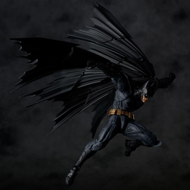 DC Comics Amazing Yamaguchi Revoltech No.009 Batman Action Figure Gallery Image 4