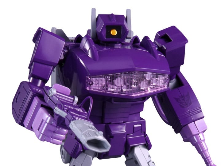 Transformers Masterpiece MP-29+ Destron Laserwave (Shockwave) With Coin Exclusive Gallery Image 1