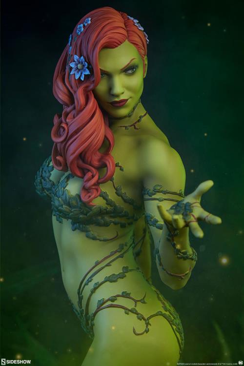 DC Comics Premium Format Poison Ivy Gallery Image 14