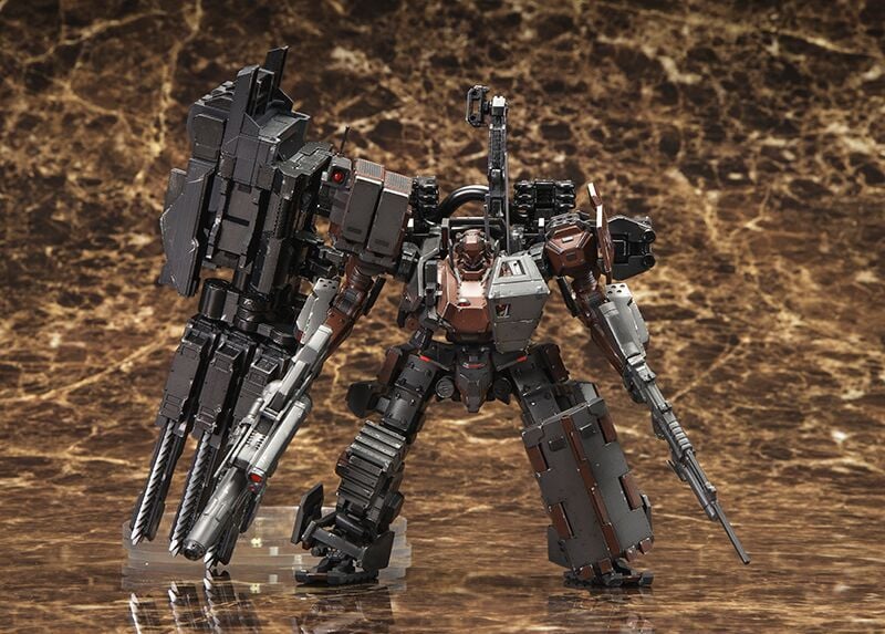 Armored Core V UCR-10/A Vengeance Model Kit Gallery Image 5