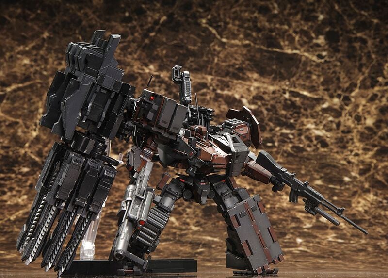 Armored Core V UCR-10/A Vengeance Model Kit Gallery Image 9