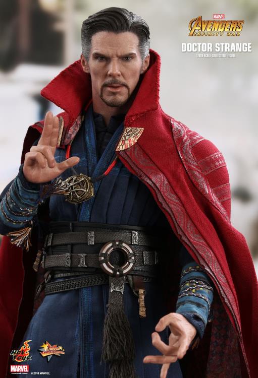 Avengers: Infinity War MMS484 Doctor Strange 1/6th Scale Collectible Figure Gallery Image 10
