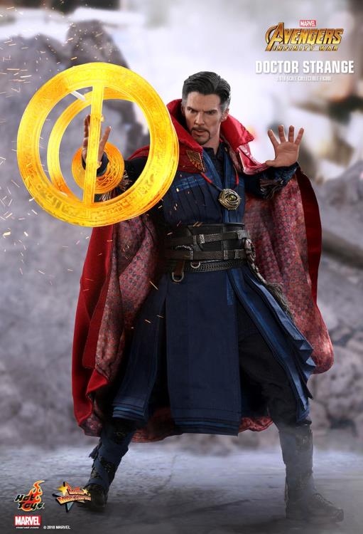 Avengers: Infinity War MMS484 Doctor Strange 1/6th Scale Collectible Figure Gallery Image 6