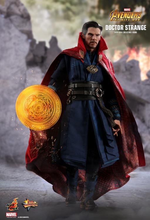 Avengers: Infinity War MMS484 Doctor Strange 1/6th Scale Collectible Figure Gallery Image 7