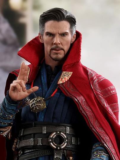 Avengers: Infinity War MMS484 Doctor Strange 1/6th Scale Collectible Figure Gallery Image 2