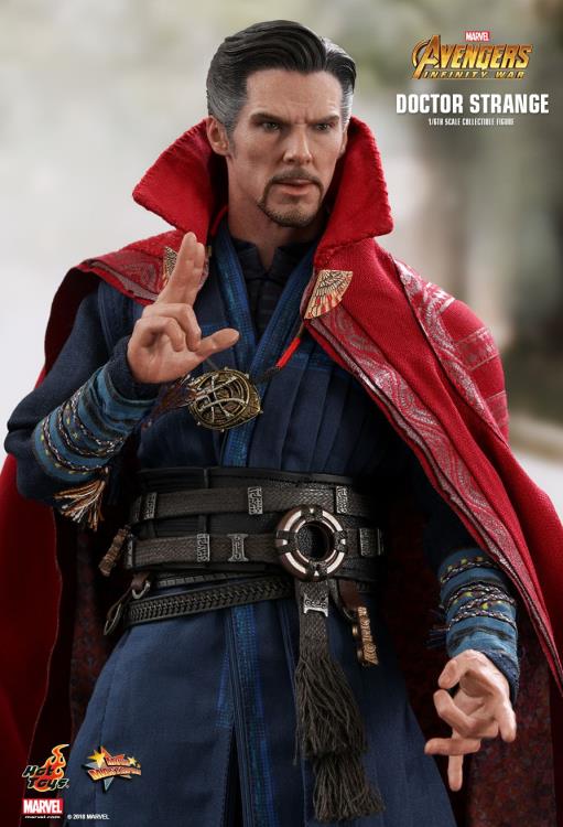 Avengers: Infinity War MMS484 Doctor Strange 1/6th Scale Collectible Figure Gallery Image 11