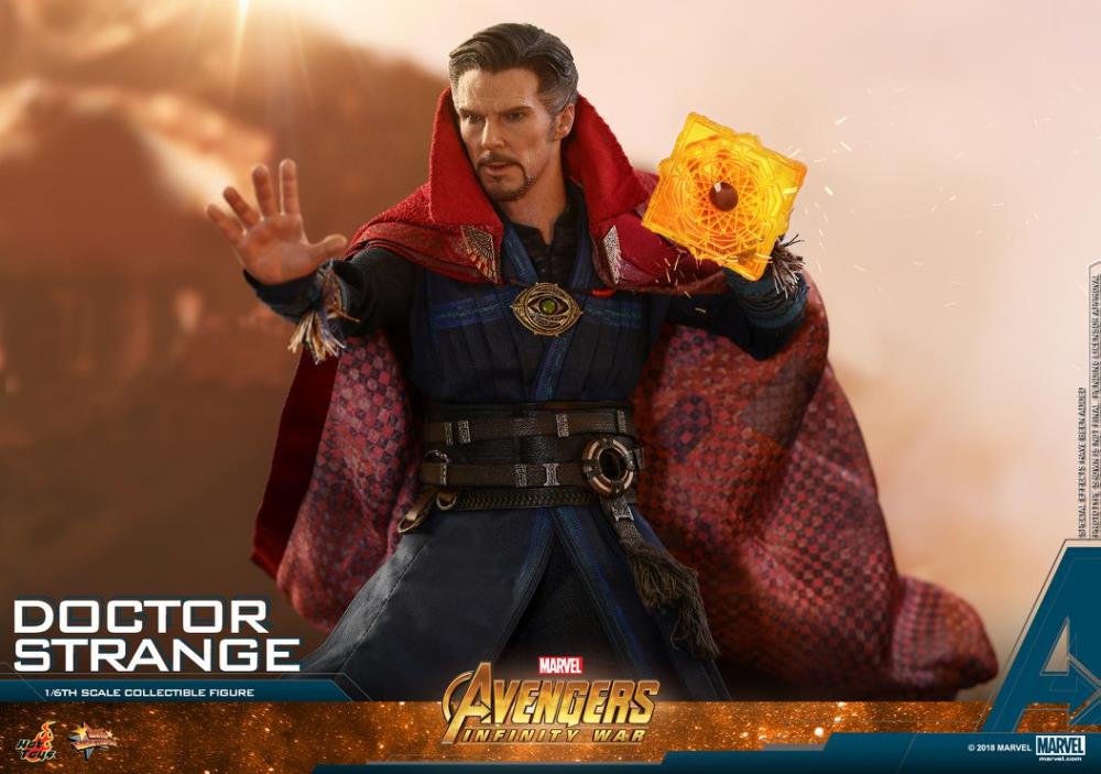 Avengers: Infinity War MMS484 Doctor Strange 1/6th Scale Collectible Figure Gallery Image 14