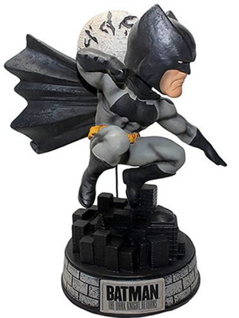 Batman: The Dark Knight Returns Batman Bobblehead Gallery Image 2