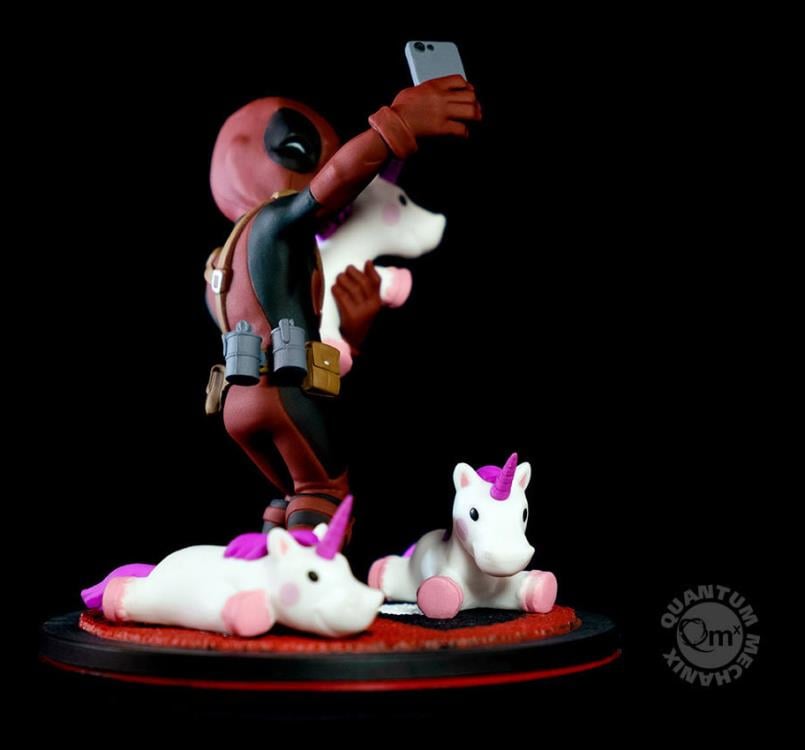 Marvel Q-Fig Deadpool #Unicornselfie Gallery Image 5