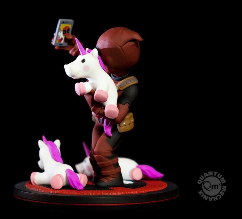 Marvel Q-Fig Deadpool #Unicornselfie Gallery Image 7