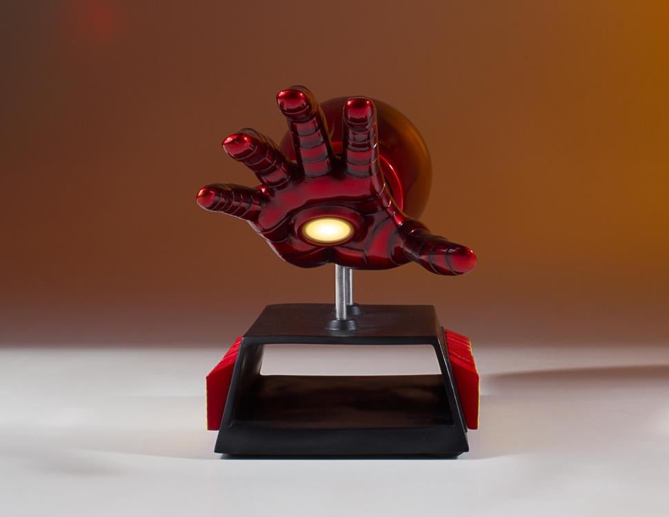 Marvel Iron Man Business Card Holder Desk Accessory Gallery Image 5